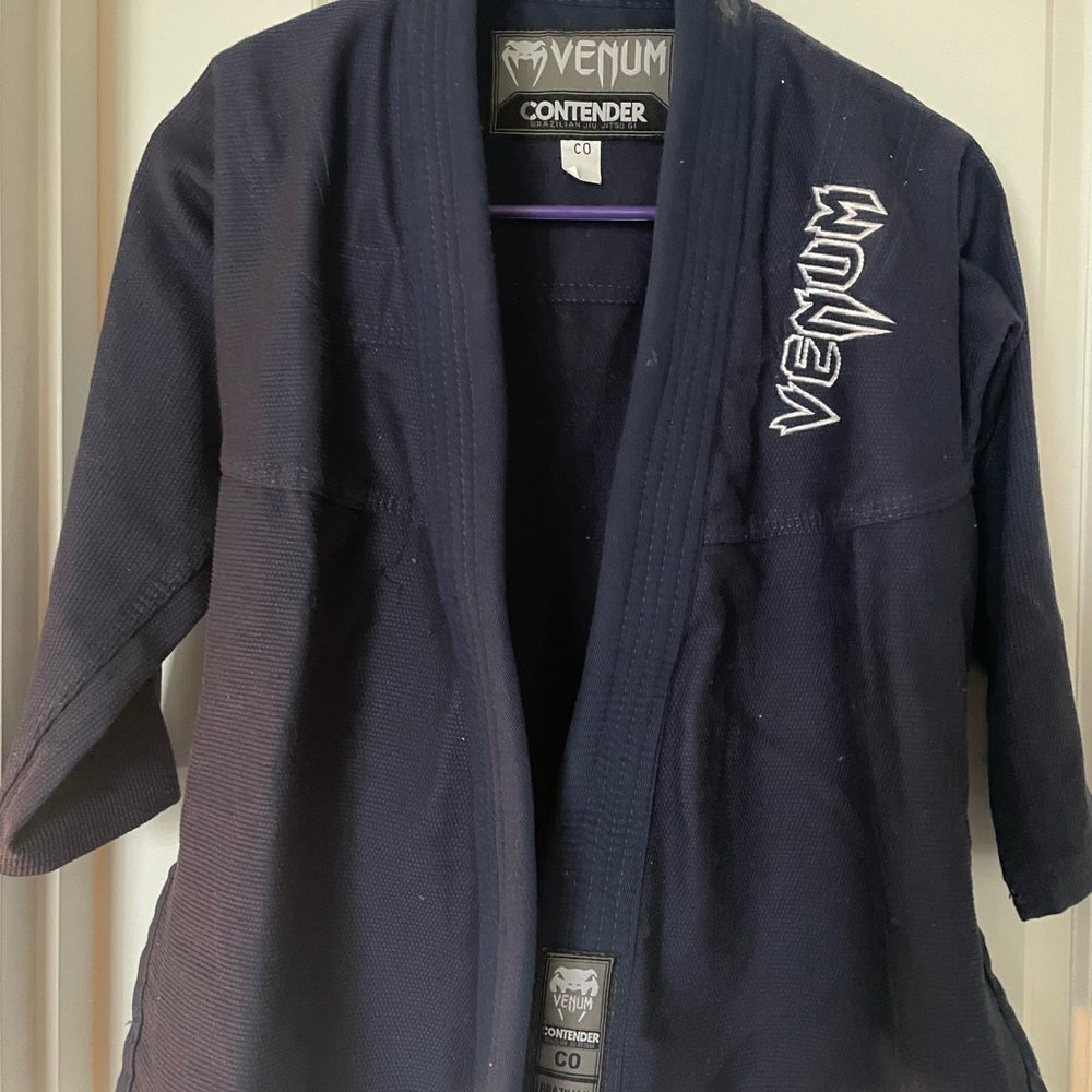 Venum Kids Martial Arts Gi - size C0. Dark Navy Blue